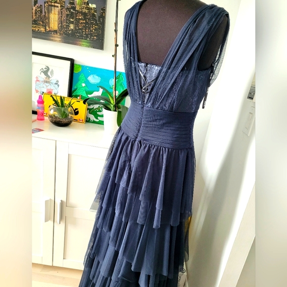 Tadashi Shoji evening, prom, wedding guest gown size 12 - Picture 11 of 12